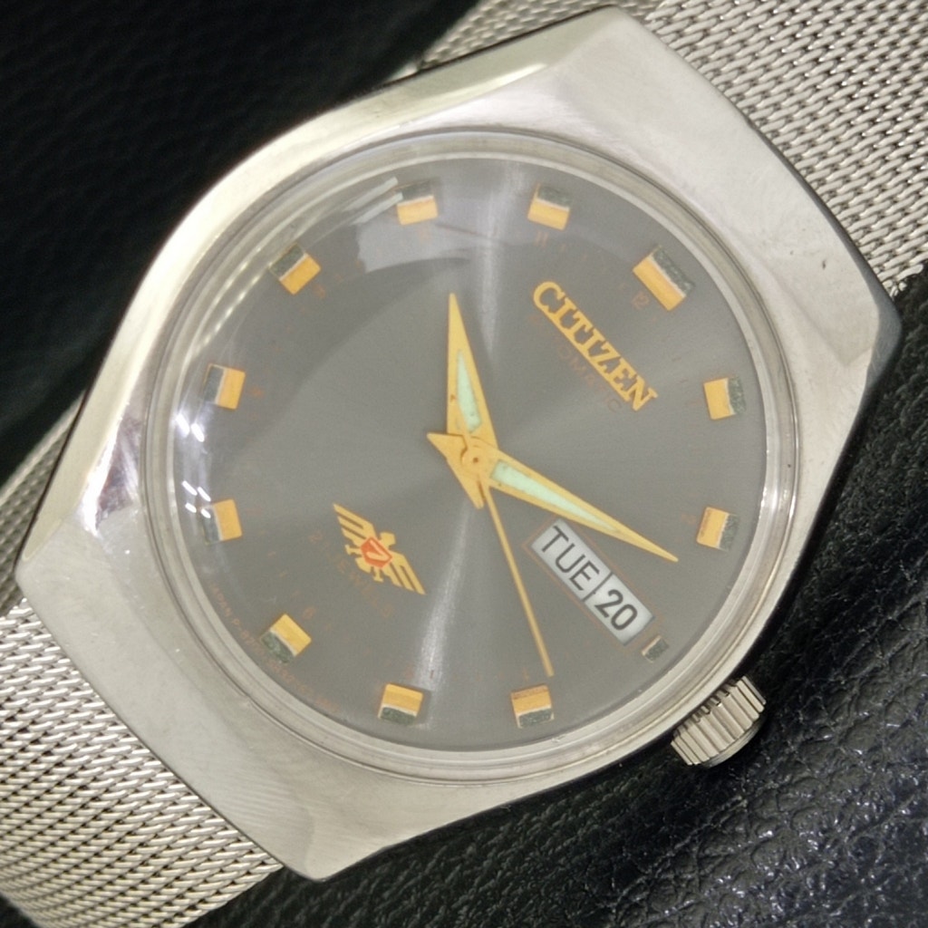 Vintage 1973 Citizen Automatic Mens Silver Watch WDaydate  Gold Accents